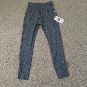 Vuori women’s leggings